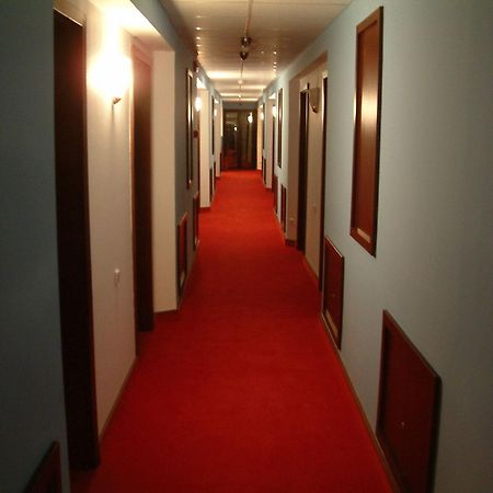 Hotel Sud Giurgiu Eksteriør bilde